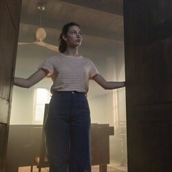 Úrsula Corberó en la temporada 1 y el capítulo 03 de 'Chacal'