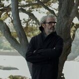 Lambert Wilson en 1x07 titulado 'La vida en rosa' de 'La Maison'