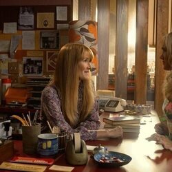 Laura Dern en Capítulo 4 titulado 'Maxine juega sus cartas' de 'Palm Royale'