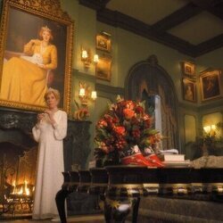 Carol Burnett en 'Maxine se da un chapuzón' de 'Palm Royale'