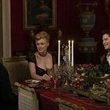 Hannah New y Luke Thompson en la temporada 3 y el capítulo 06 de 'Los Bridgerton'