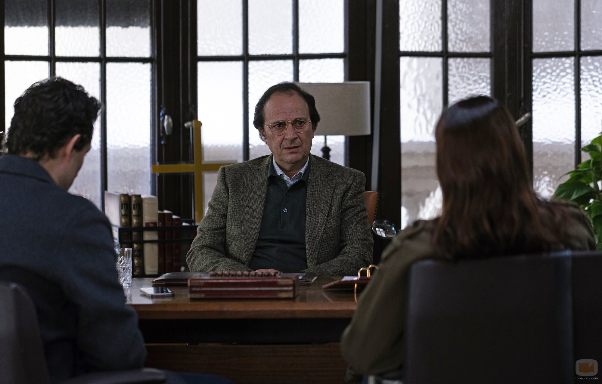 Luis Callejo en 'Episodio 1' de 'La chica de nieve'