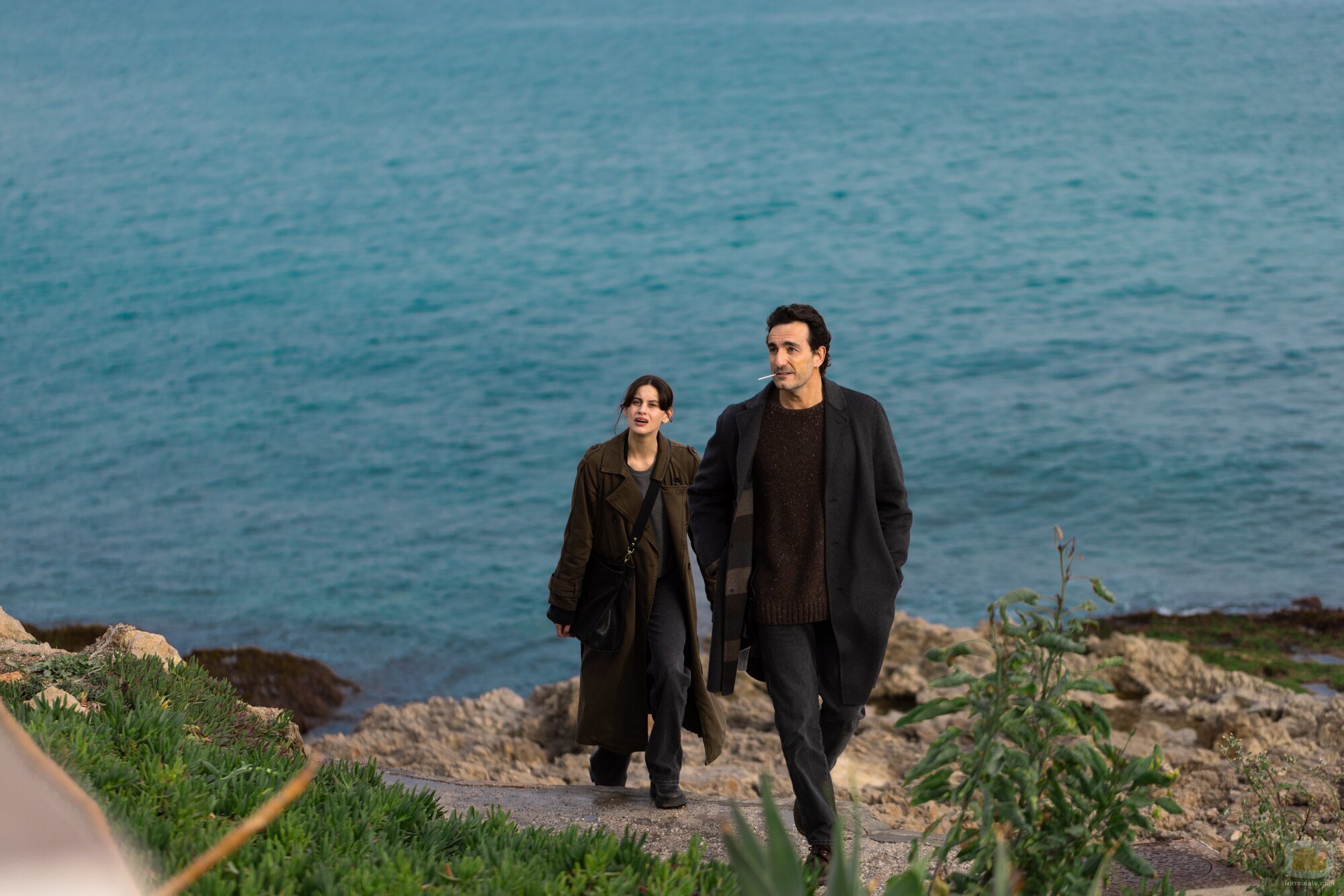 Miki Esparbé y Milena Smit en Capítulo 4 titulado 'Episodio 4' de 'La chica de nieve'