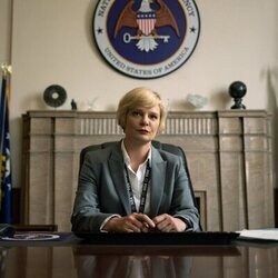Martha Plimpton en 'El Kaplar' de 'Prime Target'