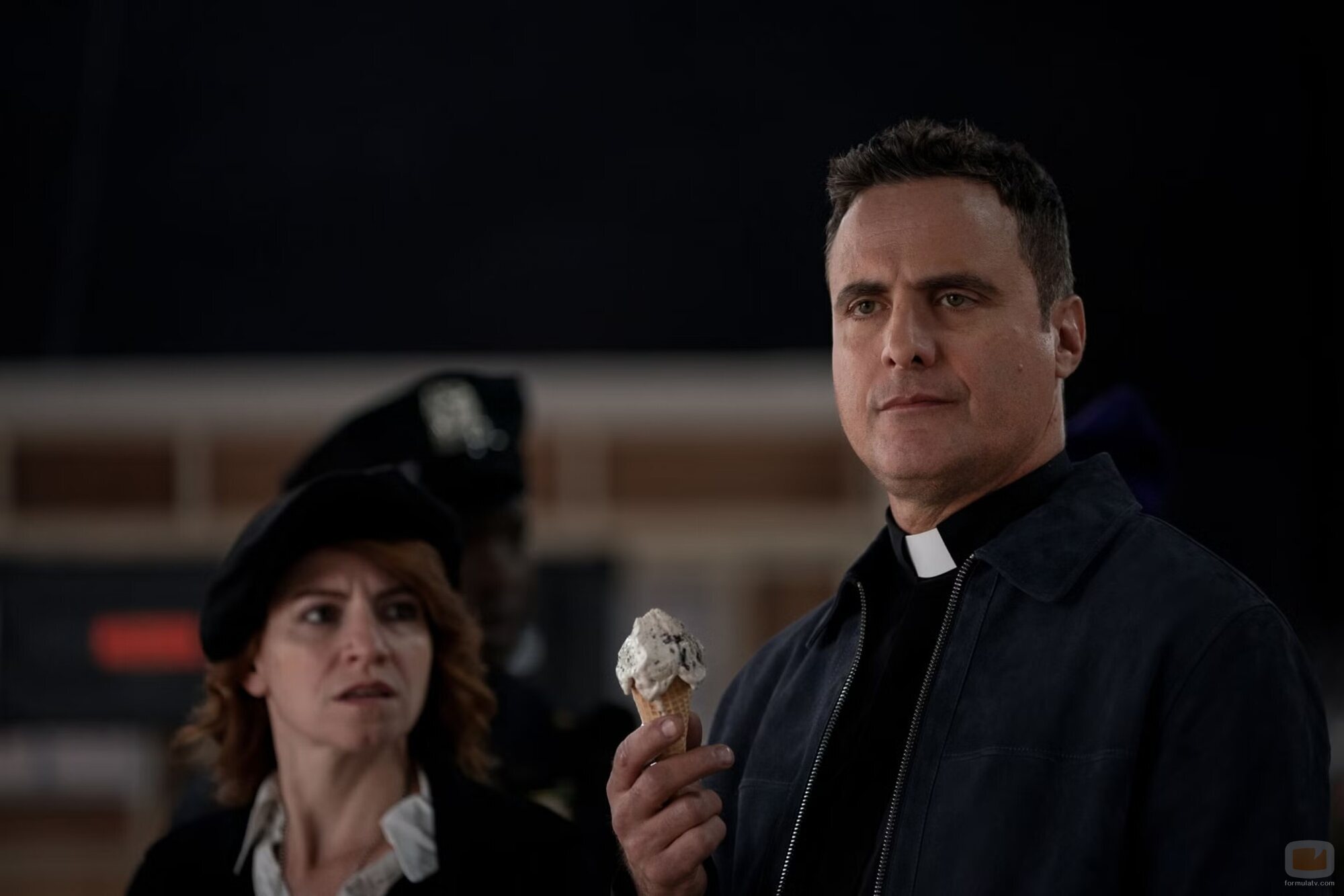 Dominic Fumusa en 'Fatigas y problemas' de 'Elsbeth'
