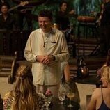 Christian Friedel en Capítulo 2 titulado 'Special Treatments' de 'The White Lotus'