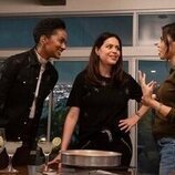 Alyssa Diaz y Mekia Cox en 6x02 titulado 'El martillo' de 'The Rookie'