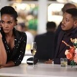 Arjay Smith y Mekia Cox en Capítulo 2 titulado 'El martillo' de 'The Rookie'