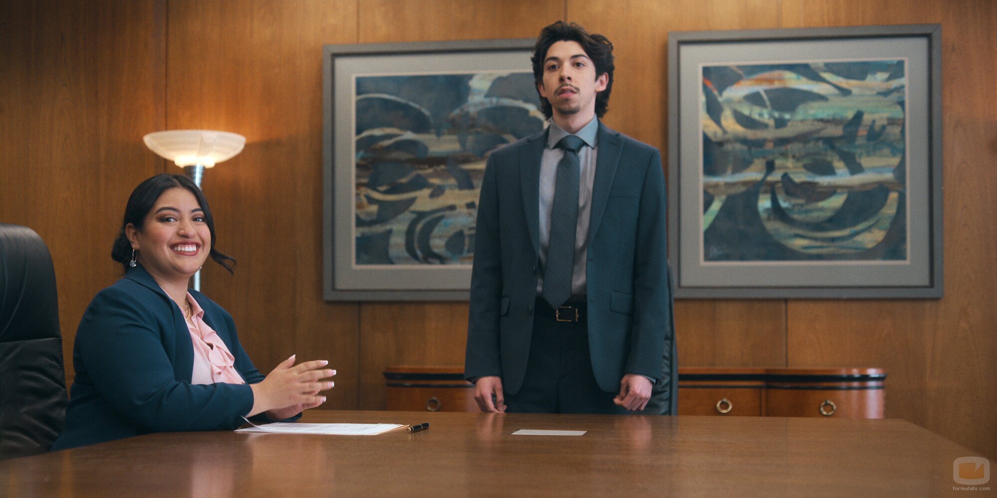 Fabrizio Guido y Keyla Monterroso Mejia en 1x02 'Joe Pesci' de 'Una nueva jugada'
