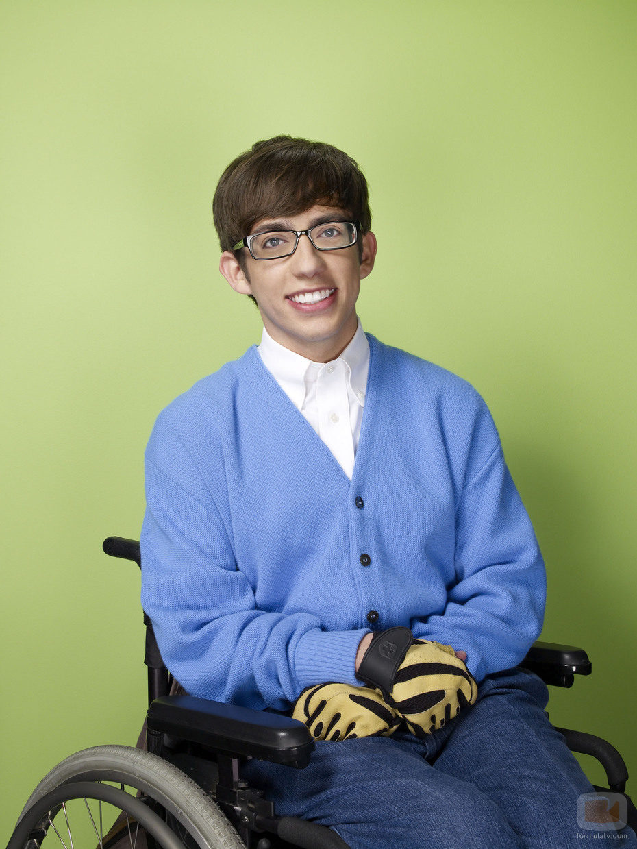 Kevin McHale en una imagen promocional de 'Glee'