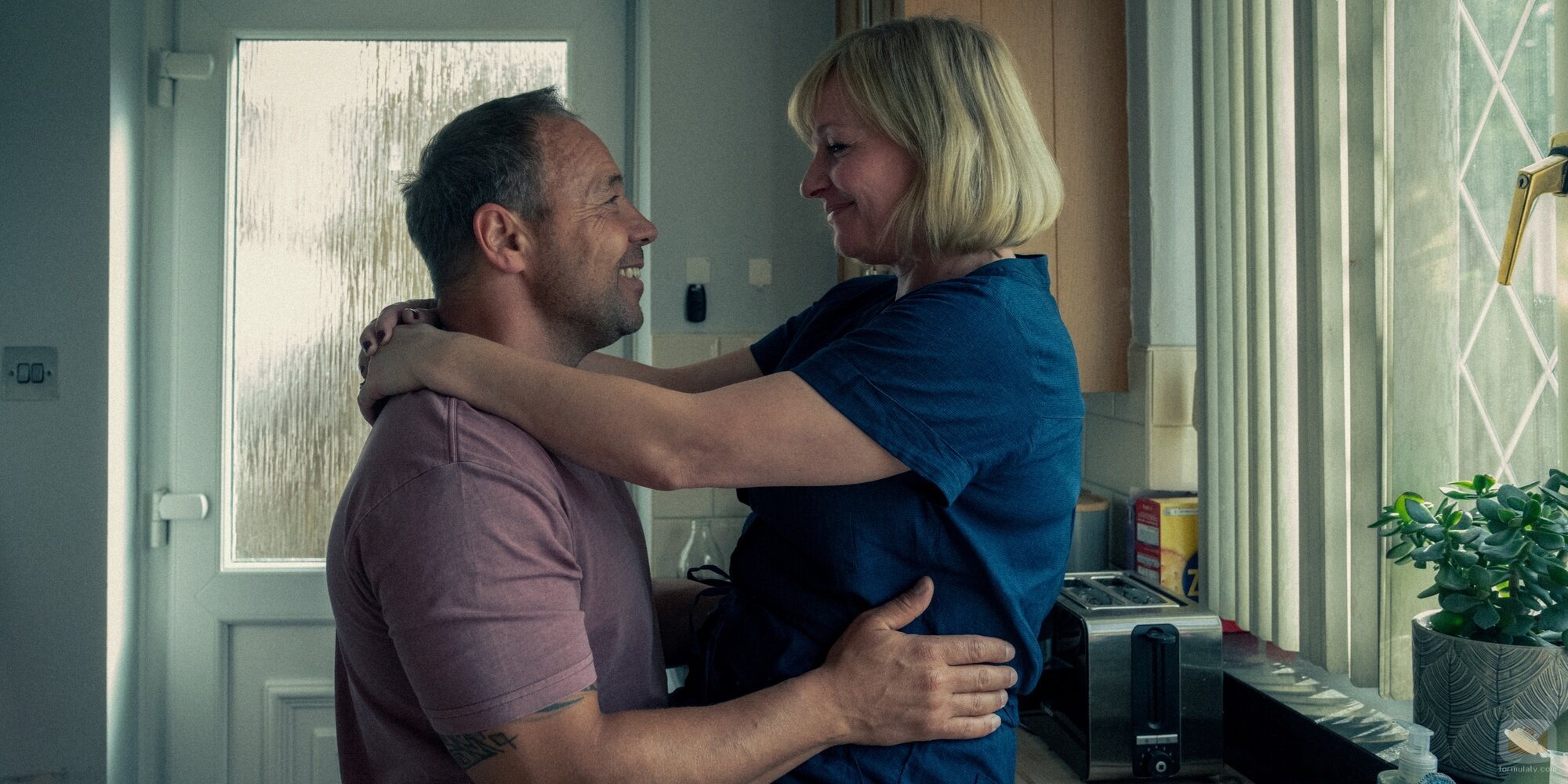 Stephen Graham y Christine Tremarco en 'Episodio 4' de 'Adolescence'