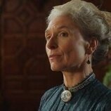 Amelia Bullmore en 1x06 'Es Navidad' de 'The Buccaneers: Aristócratas por amor'