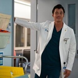 Jack Bannon en 1x04 'Los tratas y a la calle' de 'Pulso'