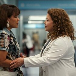 Justina Machado en el 1x06 de 'Pulso'