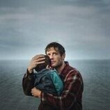 James Norton en 1x01 'Capítulo 1' de 'Dos familias'