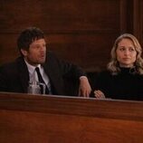 James Norton y Niamh Algar en 1x04 'Capítulo 4' de 'Dos familias'