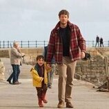James Norton en la temporada 1 y el capítulo 02 de 'Dos familias'