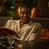 Nicholas Duvernay en 3x08 titulado 'Amor Fati' de 'The White Lotus'