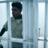 Still de Jharrel Jerome en el '4ª parte' de 'When They See Us'