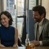 Manuel Baqueiro y Elena Rivera en 1x04 'Capítulo 4' de 'Perdiendo el juicio'