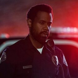 Brandon Scott en el 'No tienes que hacerlo' de 'Muertos para mí'