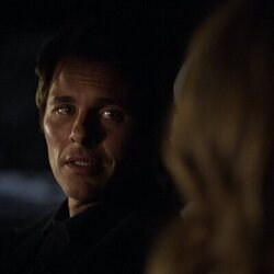 James Marsden en Capítulo 4 titulado '¿Y ahora qué hacemos?' de 'Dead to Me'