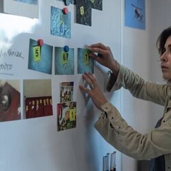 María León en 1x01 '21 de septiembre' de 'El caso Asunta'