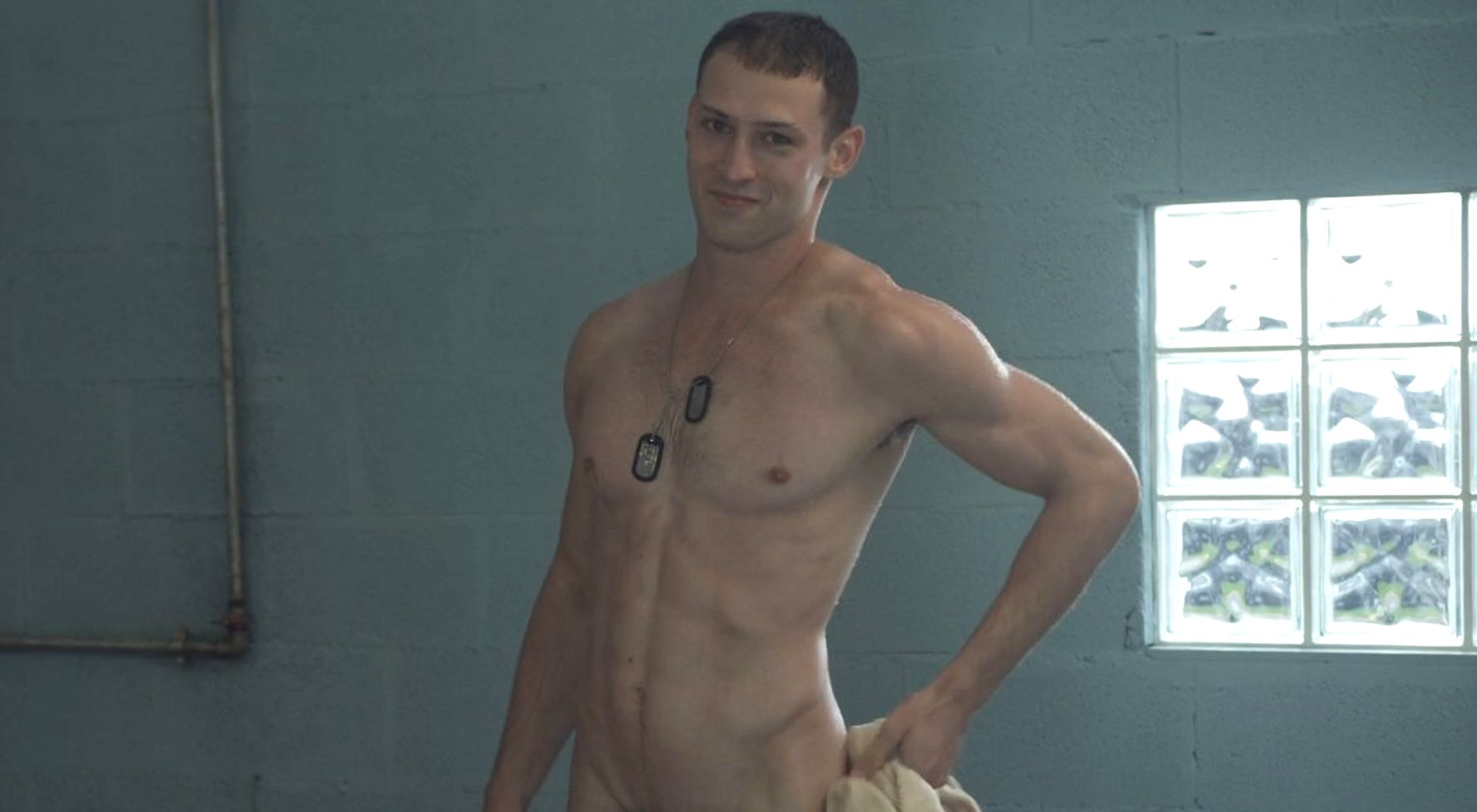 кадры из фильмов с голыми мужчинами фото 55