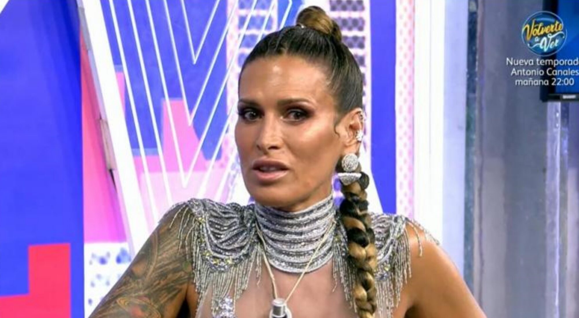 Lara Sajen relata en 'Viernes Deluxe' su duro pasado