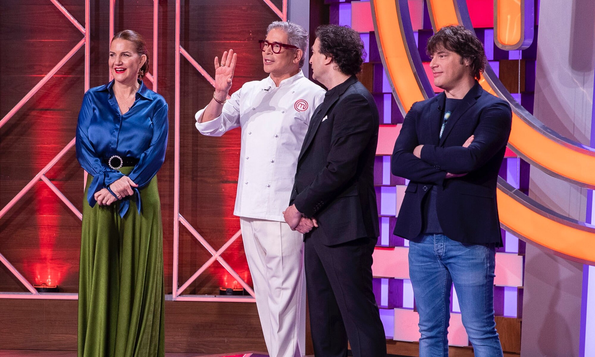 El jurado de 'MasterChef' junto a Buris Izaguirre