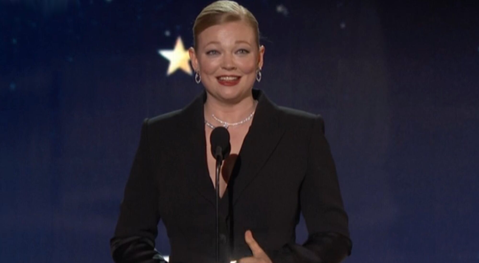 Sarah Snook en los Critics Choice Awards