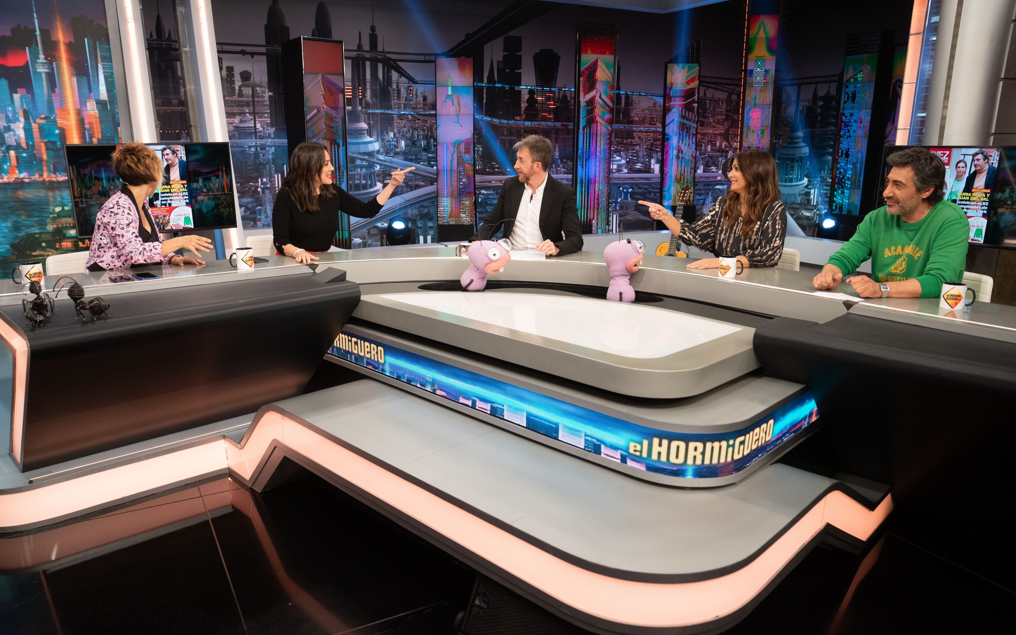 Pablo Motos y los colaboradores de 'El hormiguero'