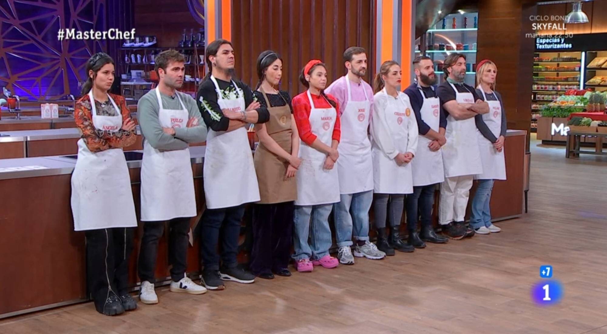 Los aspirantes de 'MasterChef 12' en el programa 8