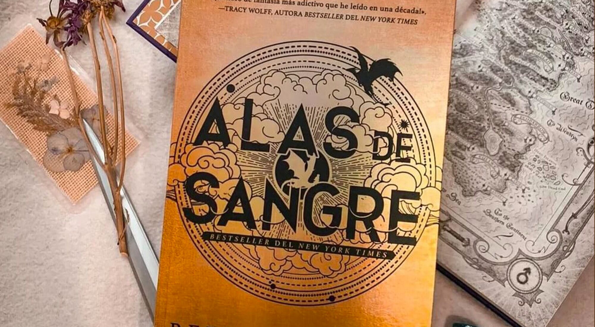 'Alas de sangre', primera parte de la saga 'Empíreo'