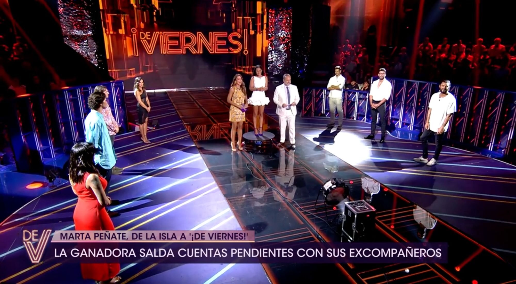 Marta Peñate y sus compañeros de 'Supervivientes All Stars' en '¡De viernes!'