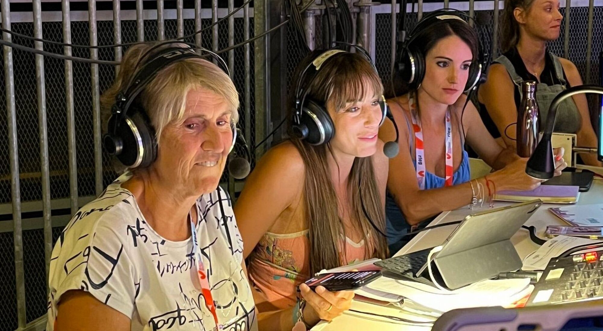 Paloma del Río junto a Almudena Cid en una retransmisión de gimnasia rítmica