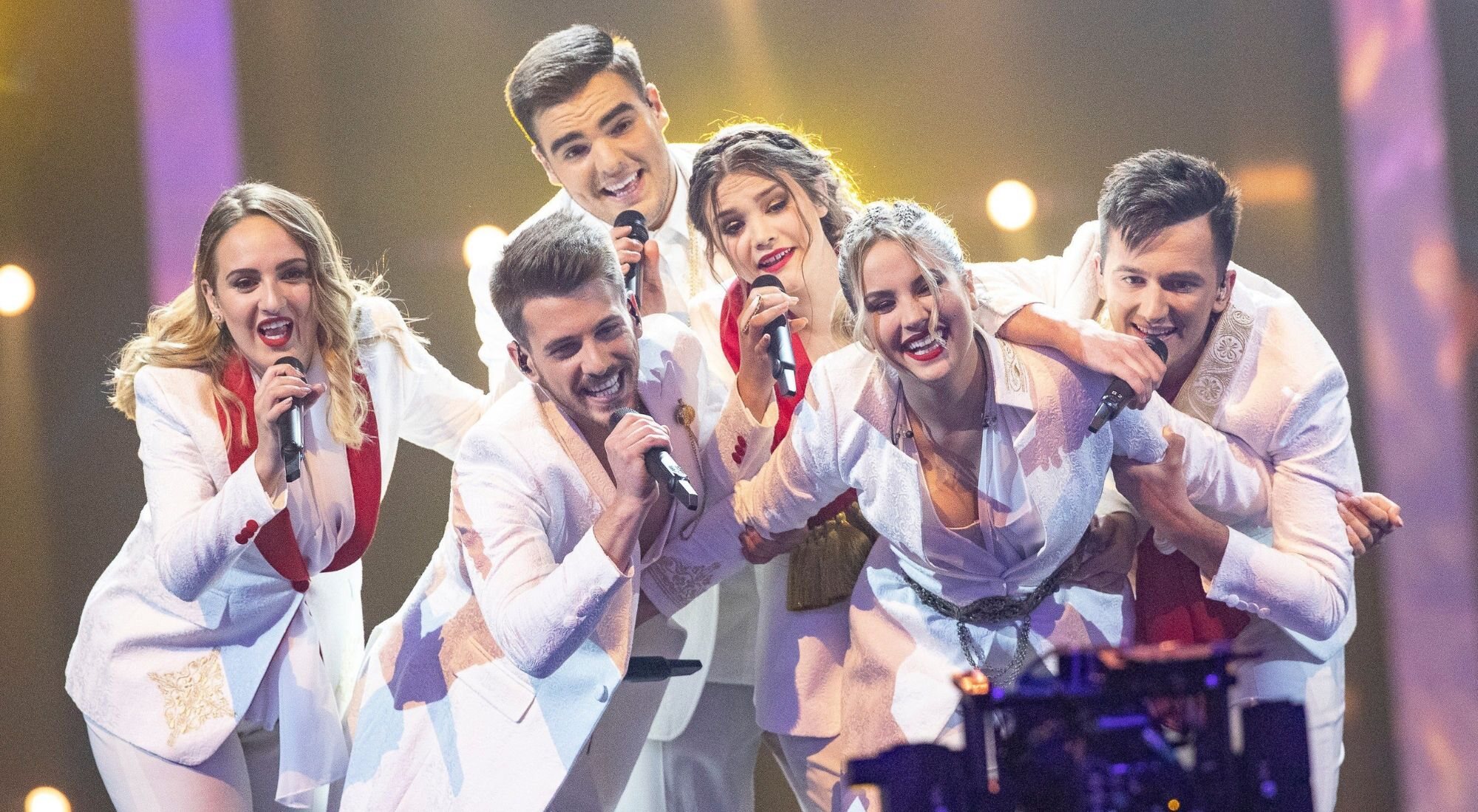 D-Mol, representante de Montenegro, en la Semifinal 1 de Eurovisión 2019