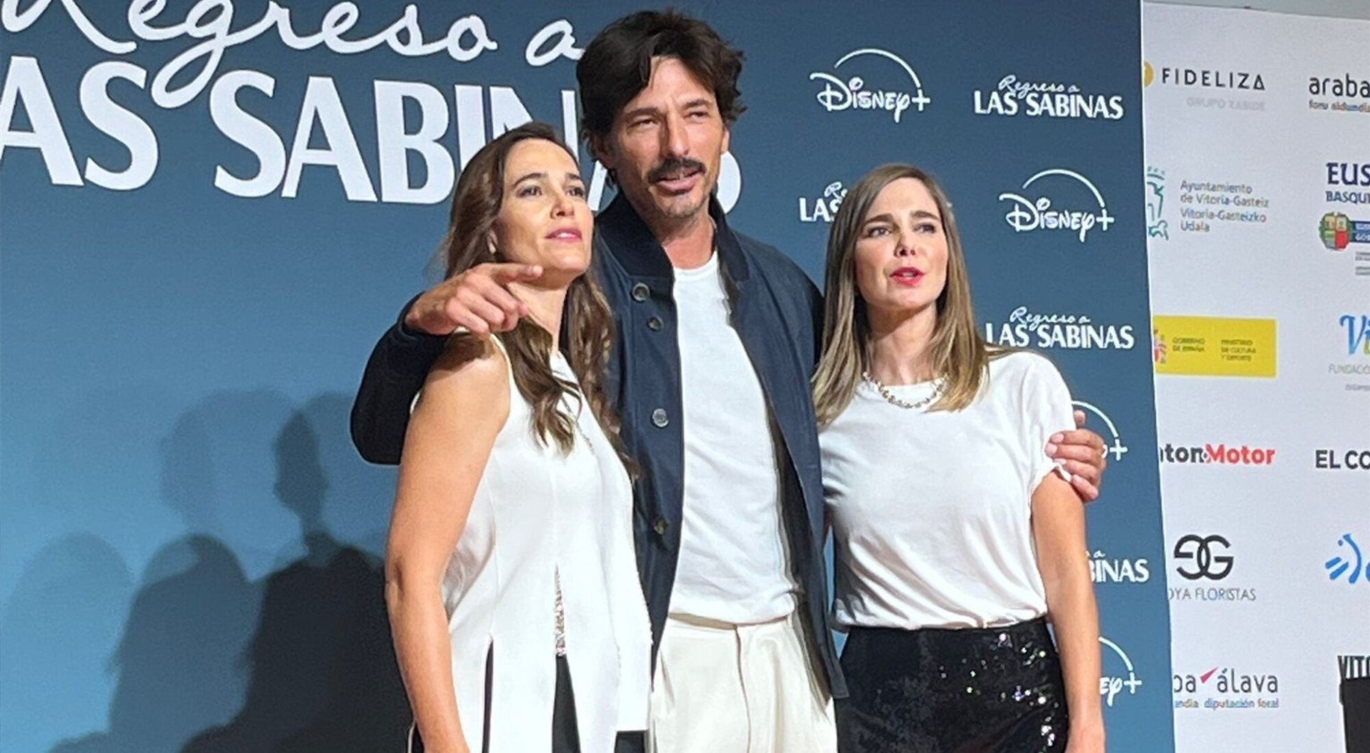 Celia Freijeiro, Andrés Velencoso y Natalia Sánchez en la presentación de 'Regreso a Las Sabinas'