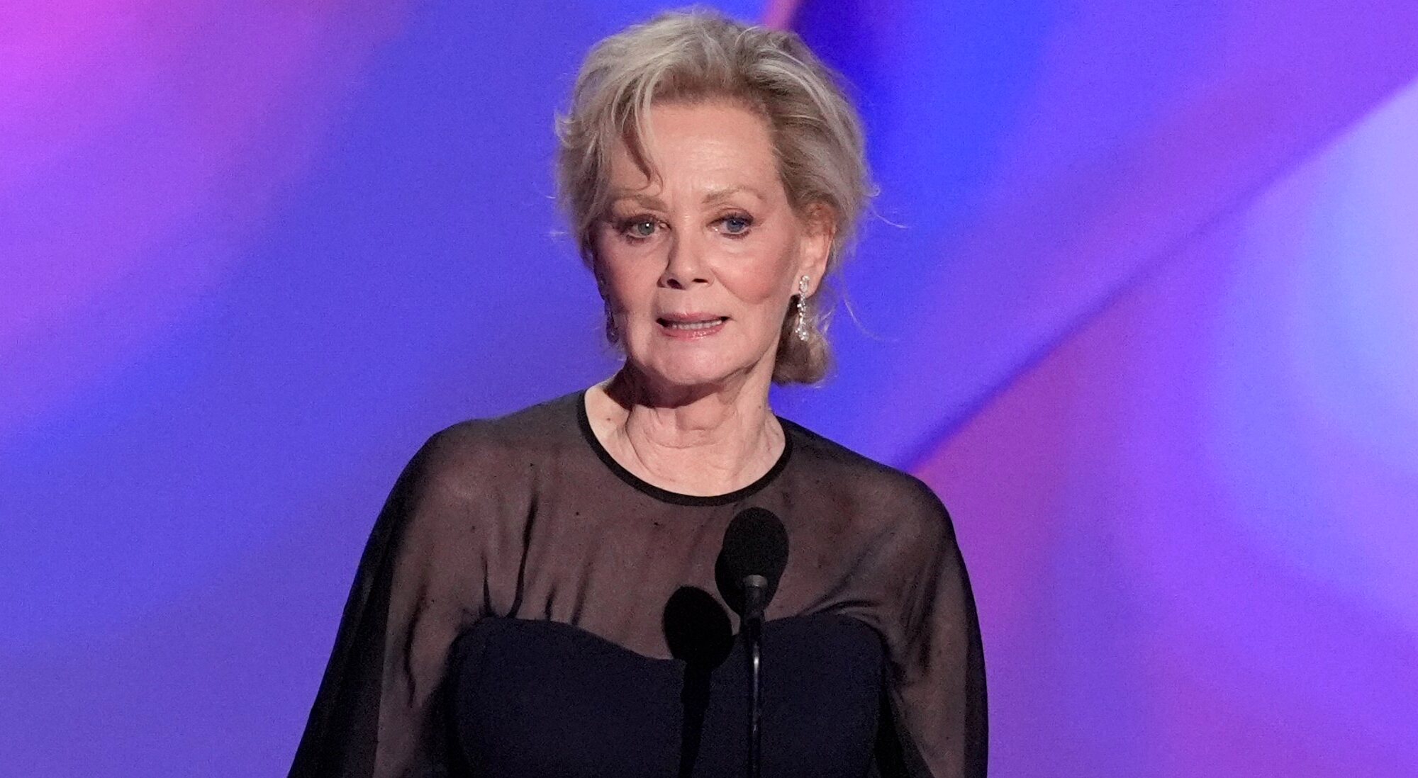 Jean Smart en los Premios Emmy 2024