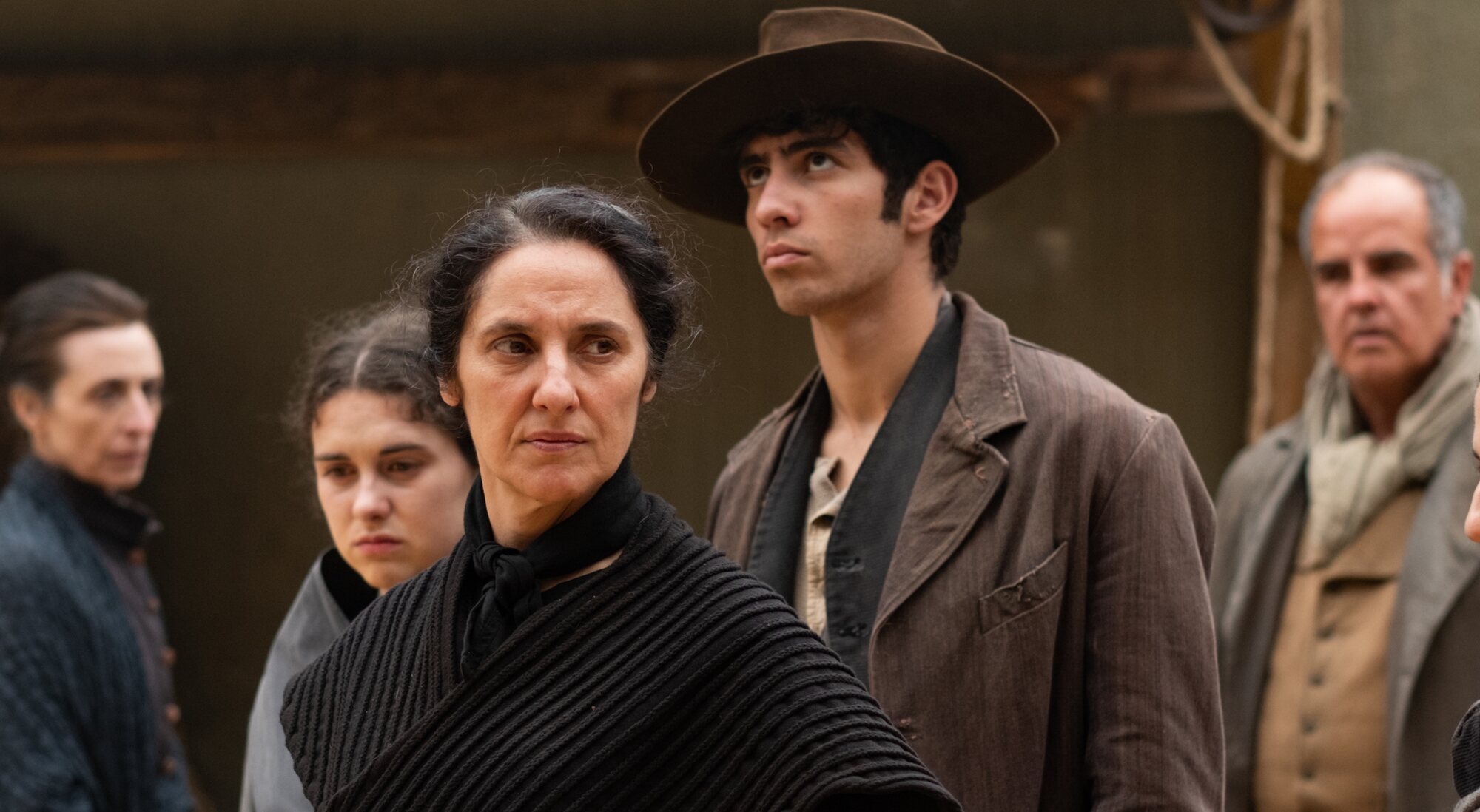 María Morales y Quique Niza en 'La sombra de la tierra'