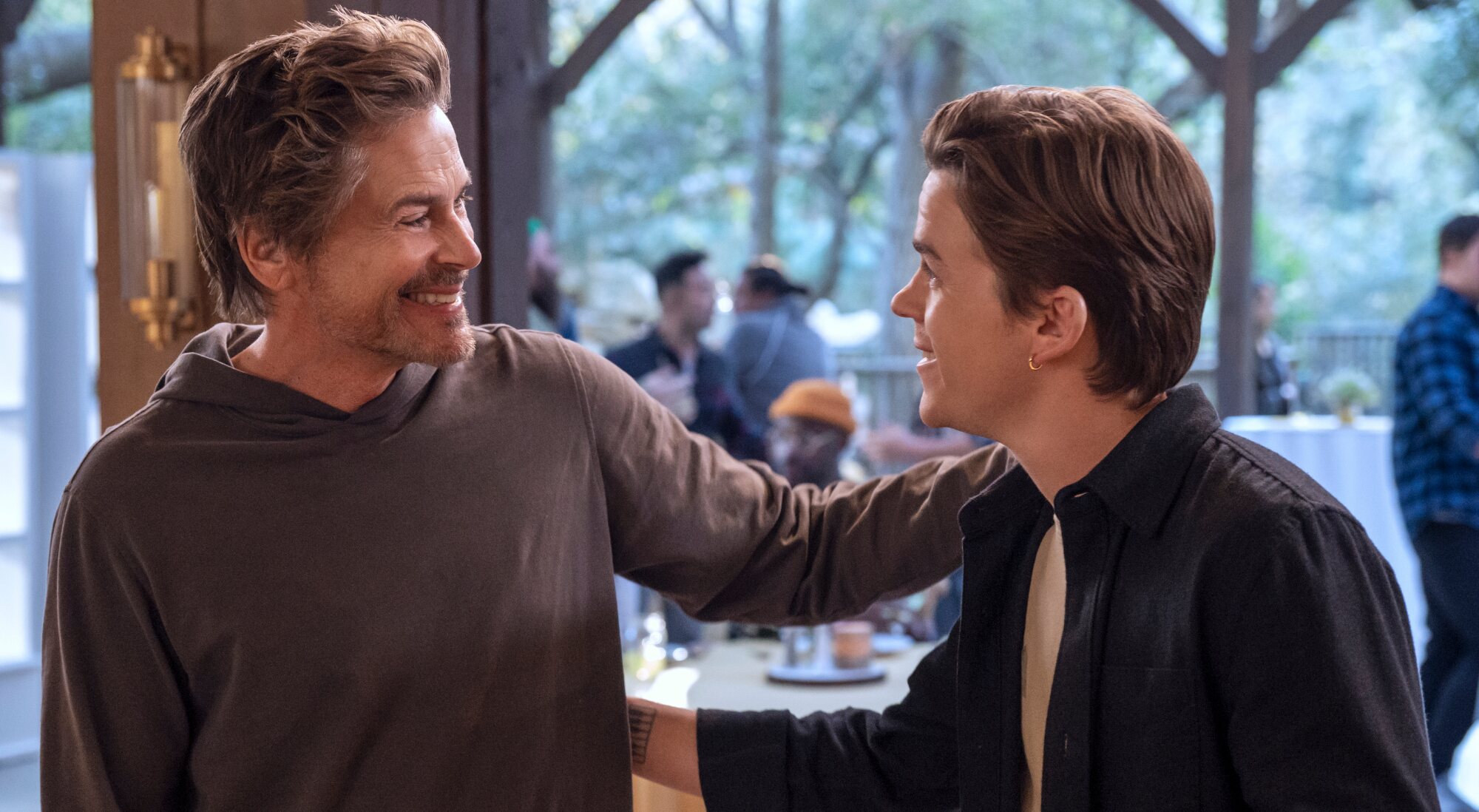 Rob Lowe y John Owen Lowe en 'Inestable'