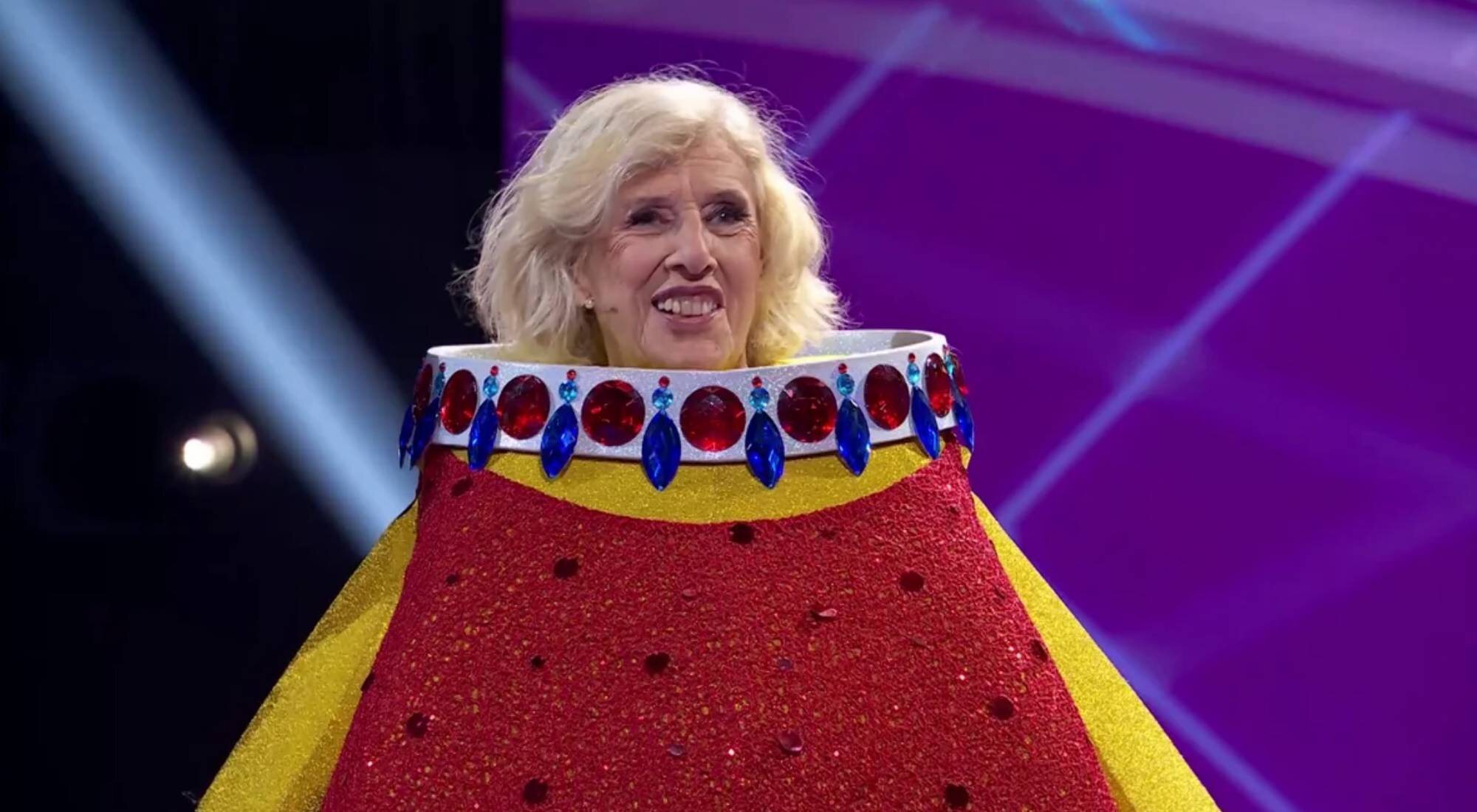 Manuela Carmena, cuarta concursante eliminada de 'Mask Singer 4'