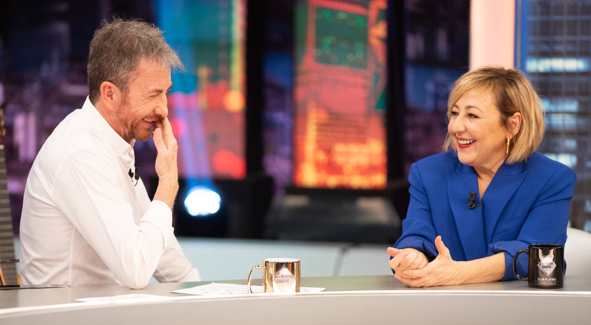 Pablo Motos y Caren Machi en 'El hormiguero'