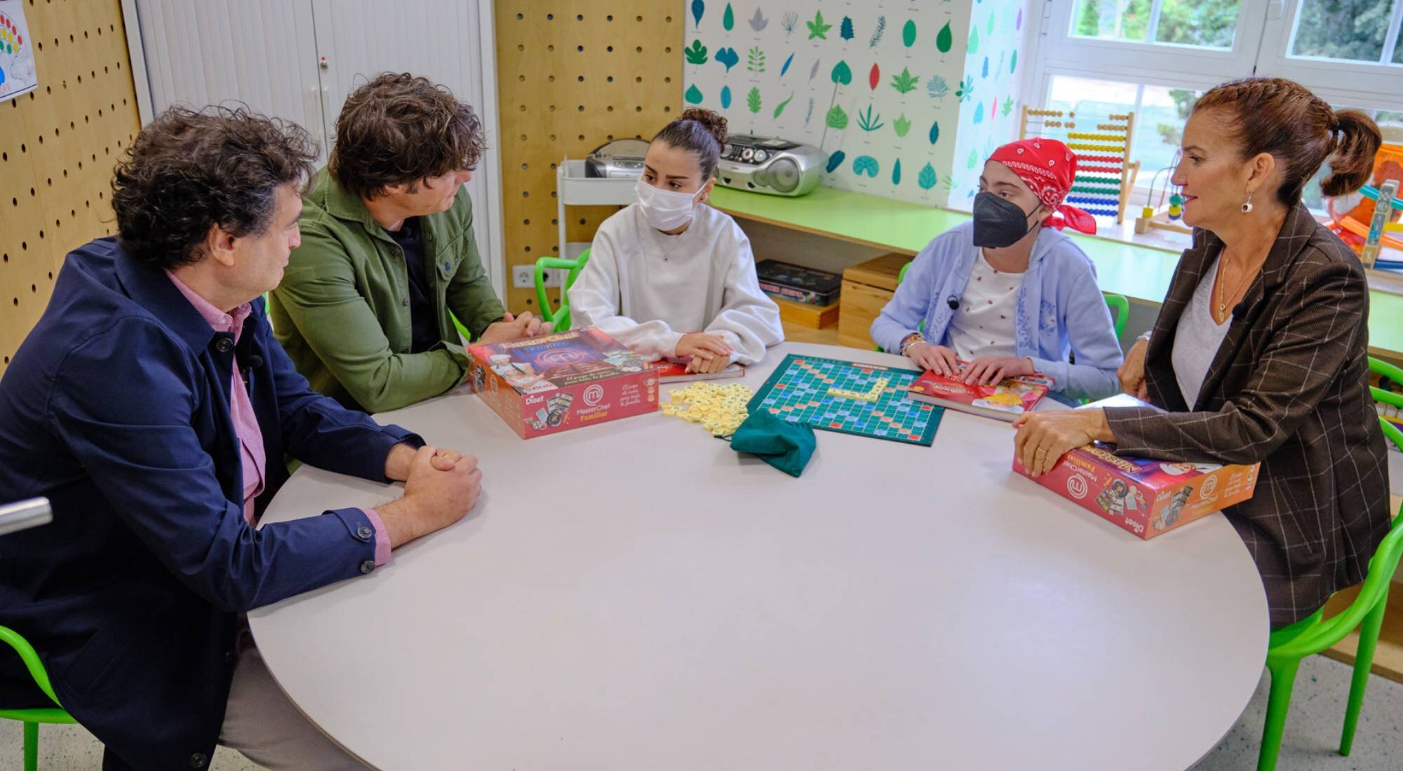 Los jueces de 'MasterChef Junior 11' visitan el Hospital Niño Jesús en su cuarta entrega