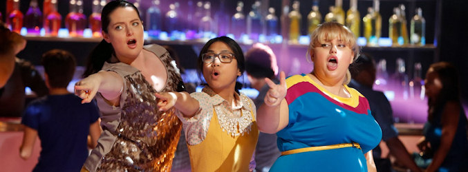 Lauren Ash, Liza Lapira y Rebel Wilson en 'Super Fun Night'