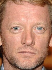 Douglas Henshall