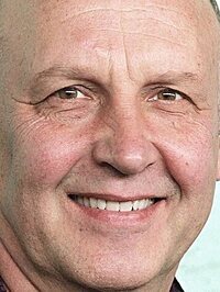 Nick Searcy