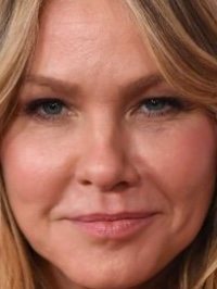 Andrea Roth