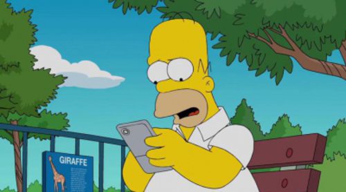 Homer Simpson se une a la fiebre de Pokémon Go en 'Los Simpson'