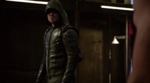 El nuevo equipo de Oliver, protagonista del primer tráiler de la quinta temporada de 'Arrow'